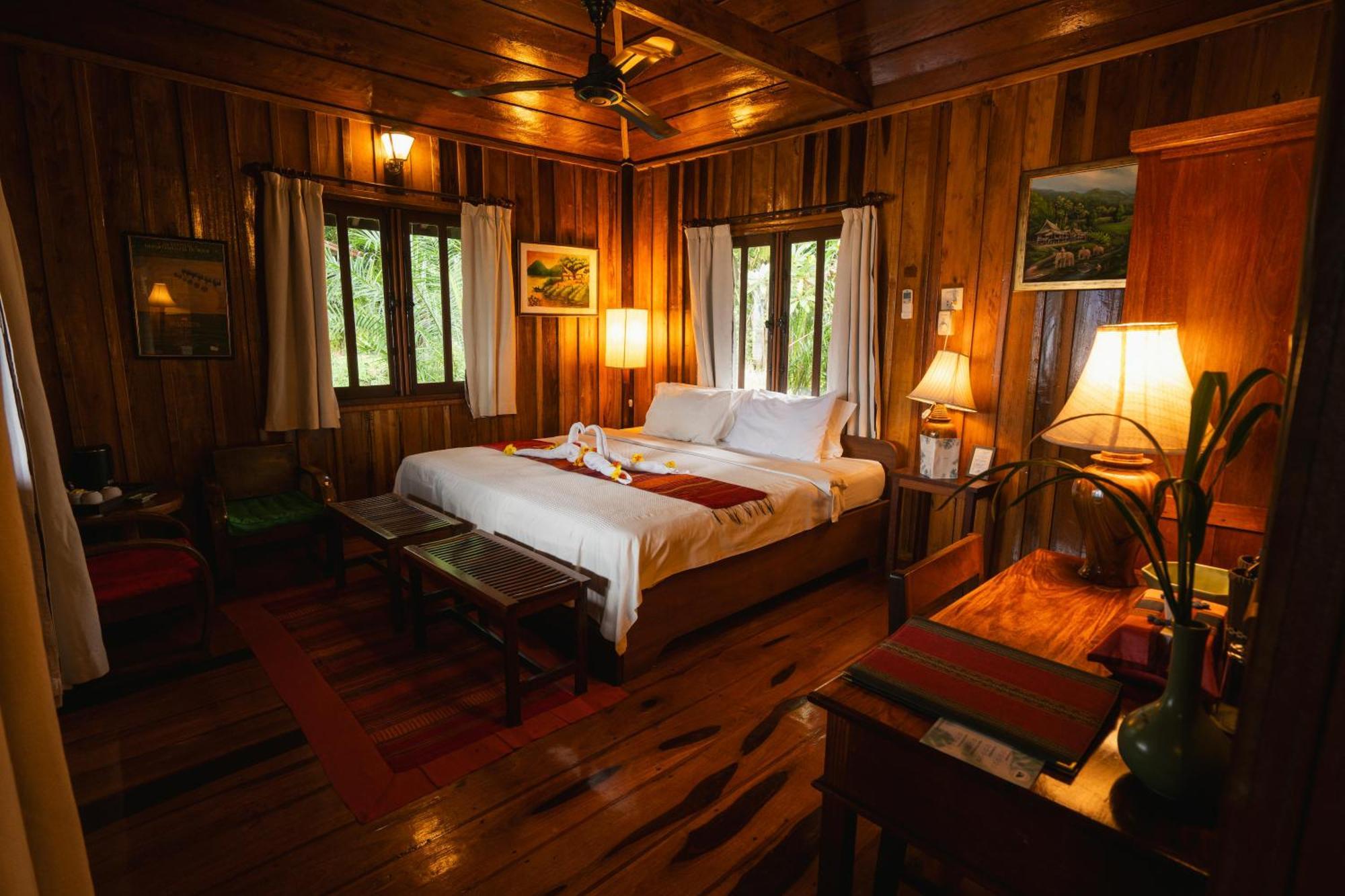 La Folie Lodge Champasak Esterno foto