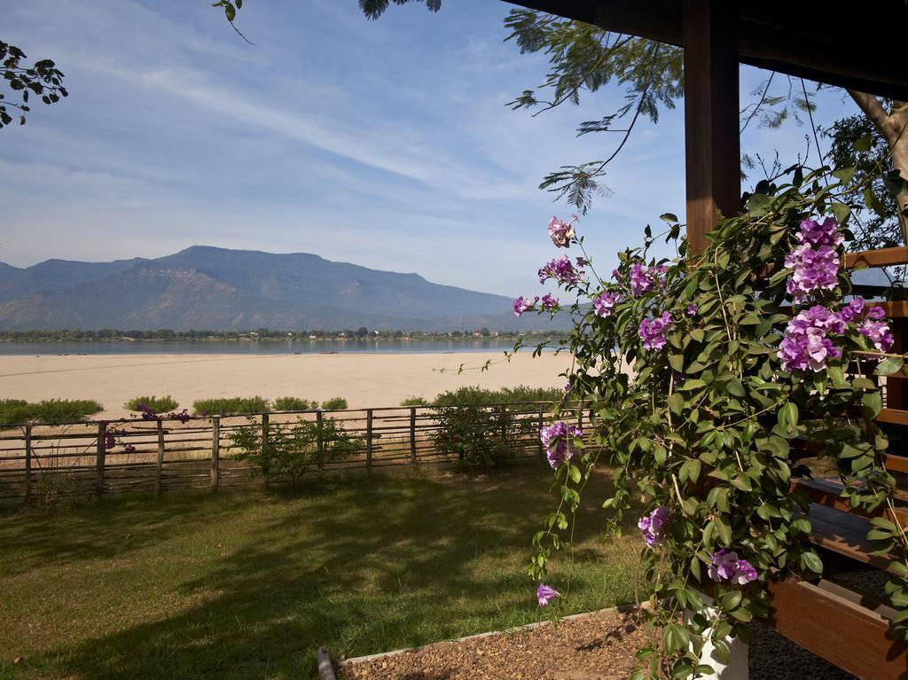 La Folie Lodge Champasak Esterno foto