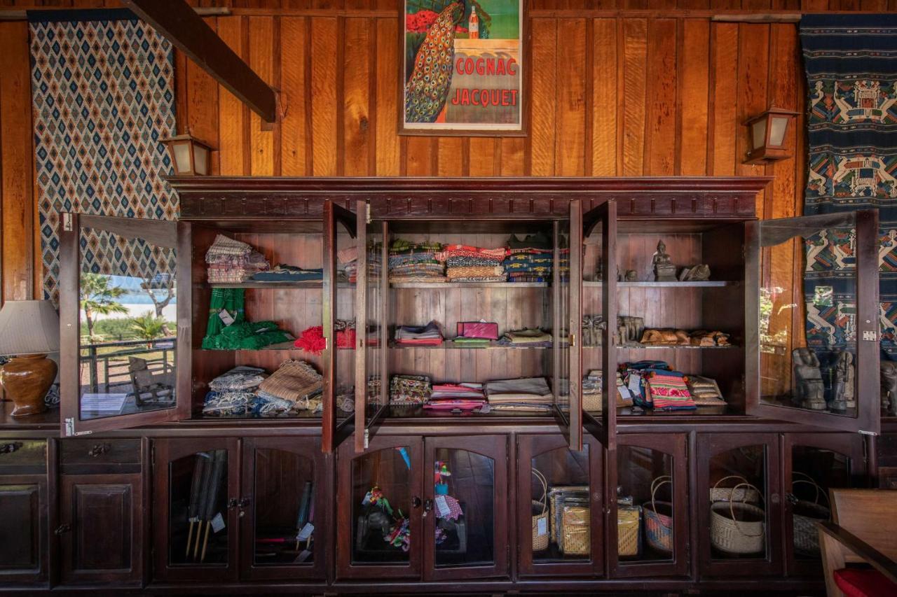La Folie Lodge Champasak Esterno foto